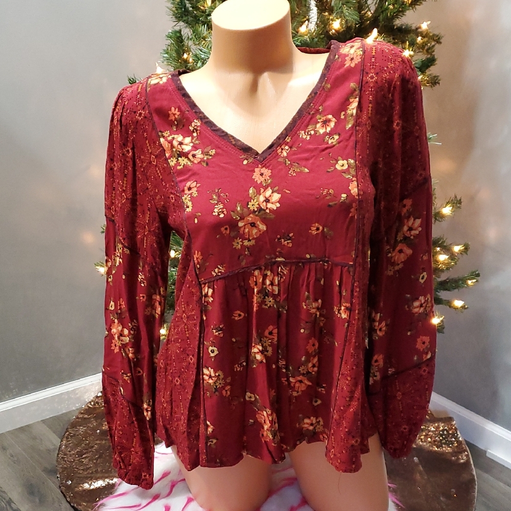 Maurice's floral long sleeve bohemian v neck top S NWOT